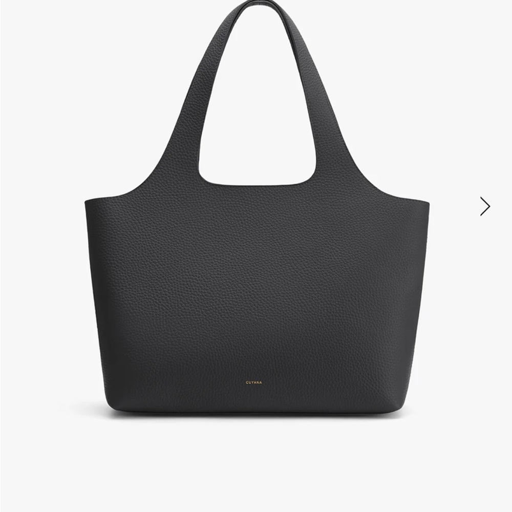 Cuyana Black Leather Tote